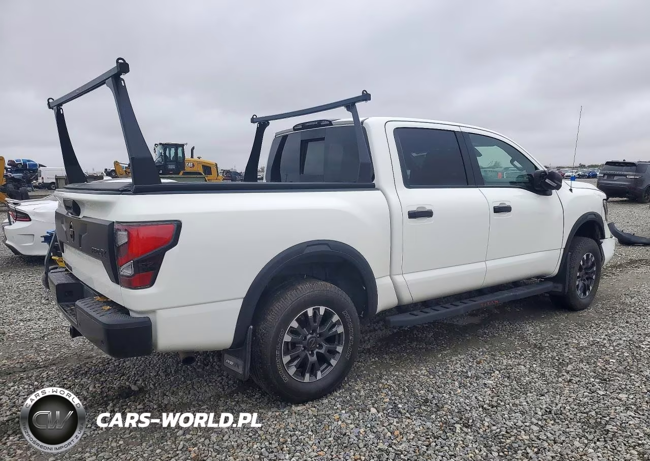 2021 Nissan Titan Pro-4X VIN:1N6AA1ED1MN510236 - 3