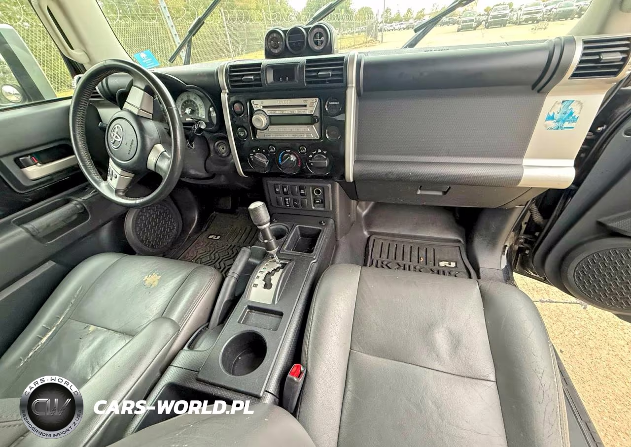 2008 Toyota Fj Cruiser Base VIN:JTEZU11F280019435 - 9