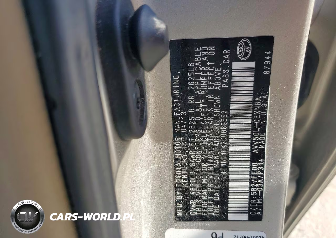 2013 Toyota Camry Hybrid Le VIN:4T1BD1FK2DU080052 - 12