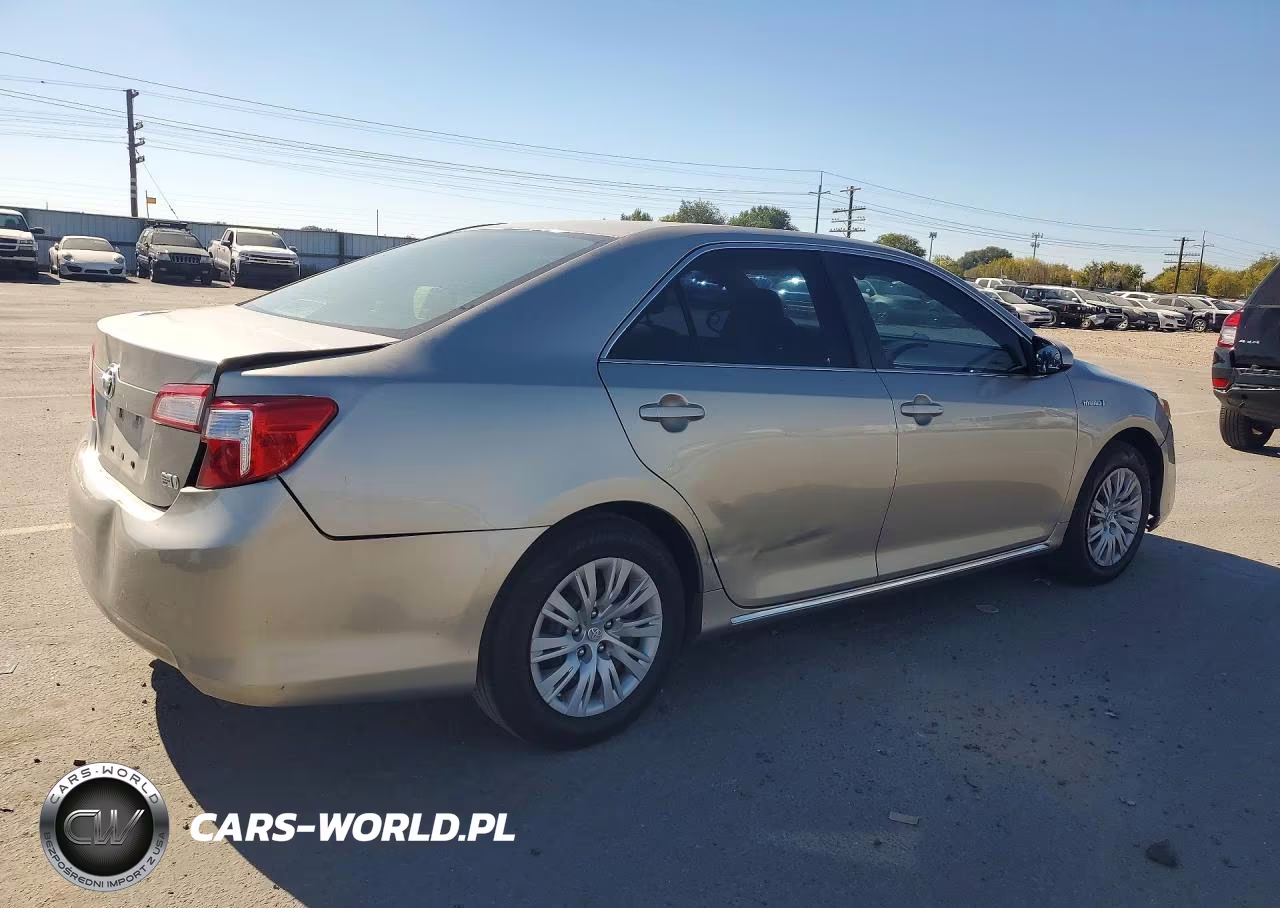 2013 Toyota Camry Hybrid Le VIN:4T1BD1FK2DU080052 - 3