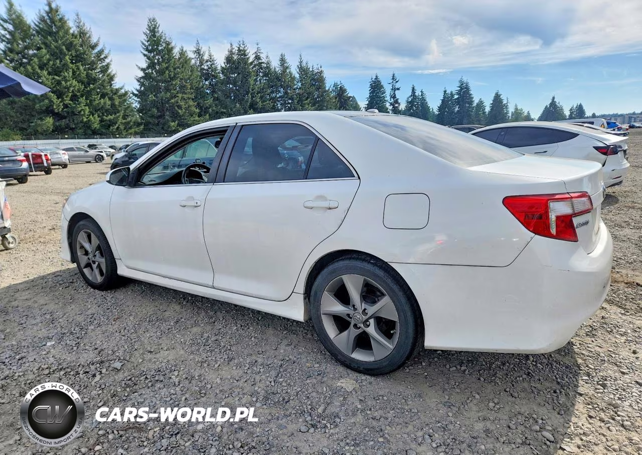 2013 Toyota Camry Se V6 VIN:4T1BK1FK4DU529379 - 2