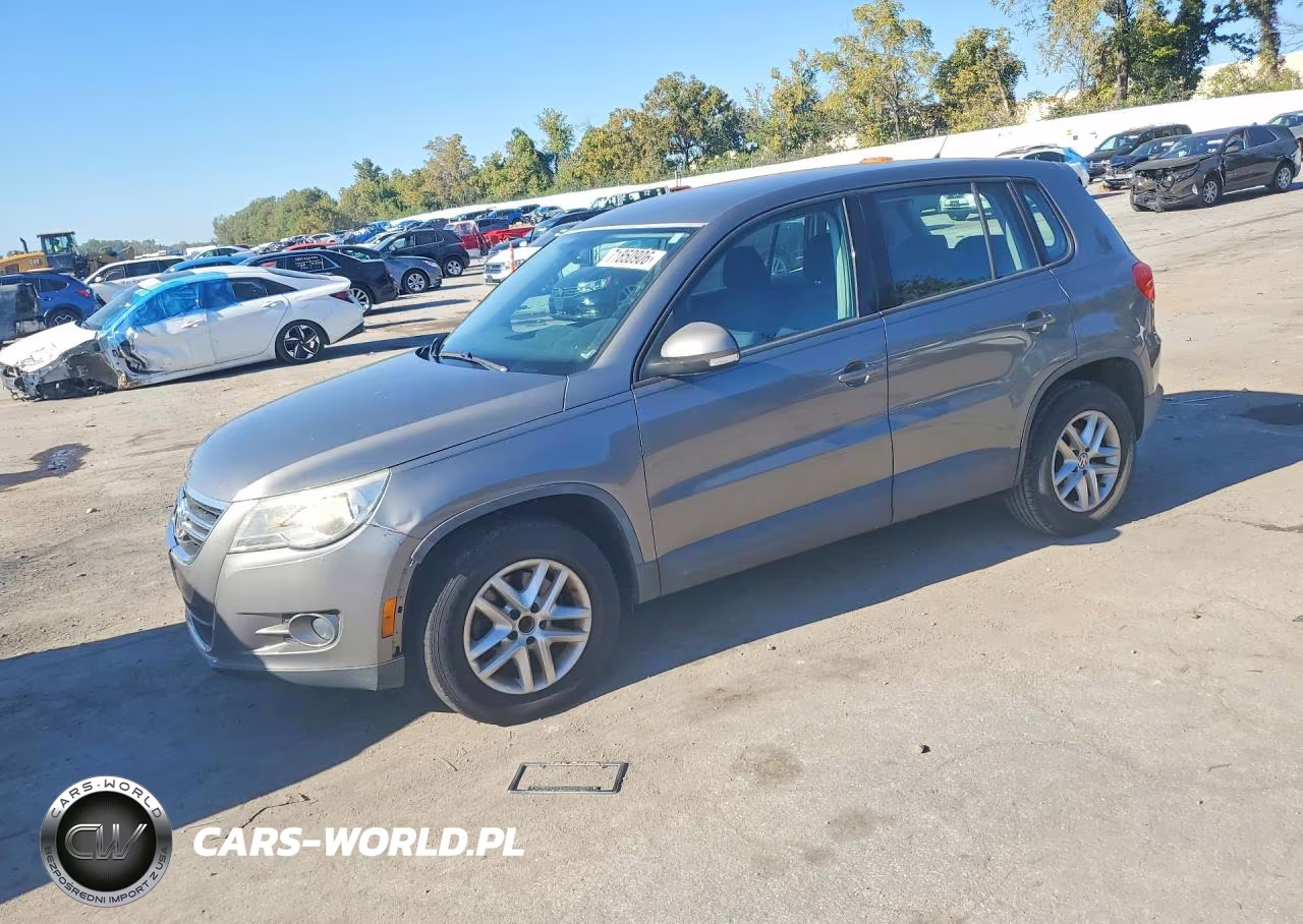2011 Volkswagen Tiguan S VIN:WVGAV7AX7BW521710 - 1