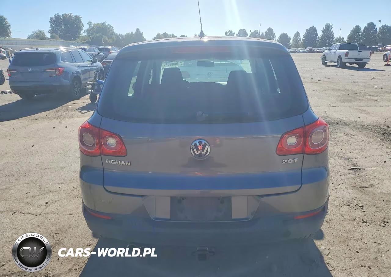 2011 Volkswagen Tiguan S VIN:WVGAV7AX7BW521710 - 6