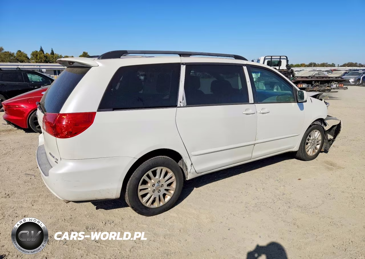 2010 Toyota Sienna Xle VIN:5TDDK4CC5AS031283 - 3
