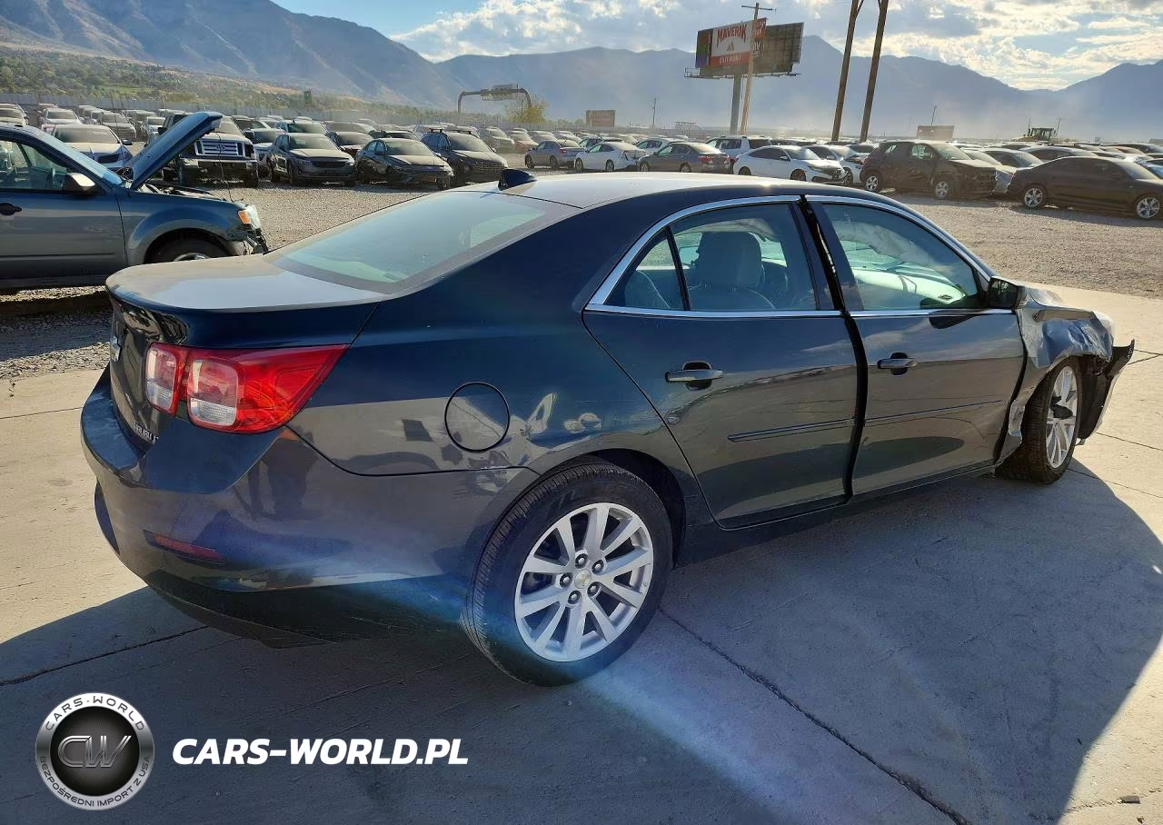 2014 Chevrolet Malibu 2Lt VIN:1G11E5SLXEF303309 - 3