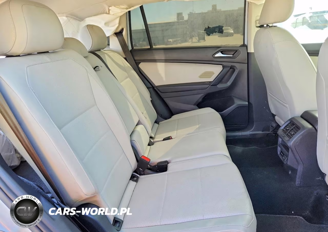 2019 Volkswagen Tiguan Se VIN:3VV2B7AXXKM050347 - 11