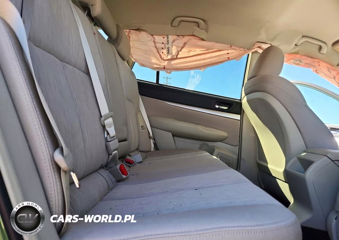 2014 Subaru Outback 2.5I Premium VIN:4S4BRCCC4E3220670 - 11