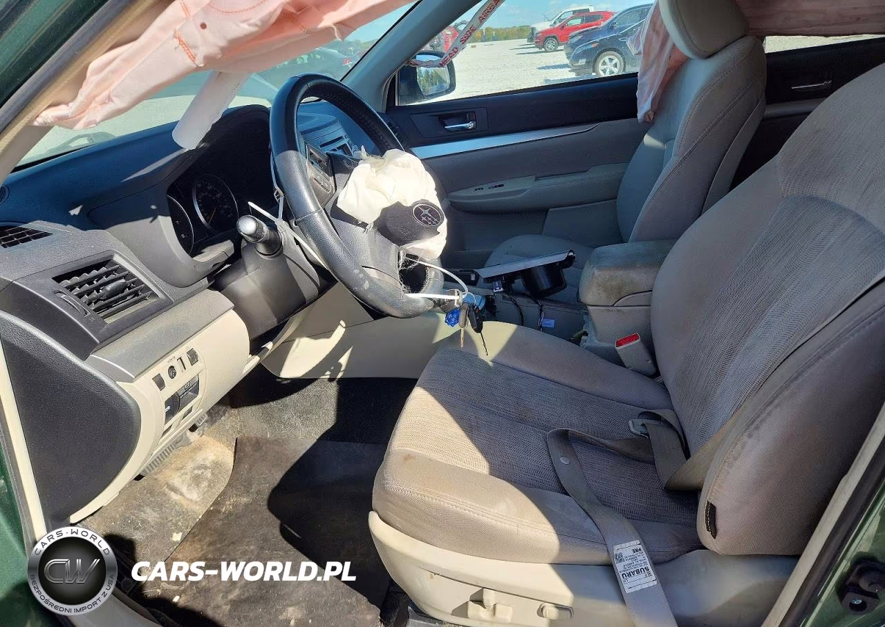 2014 Subaru Outback 2.5I Premium VIN:4S4BRCCC4E3220670 - 7