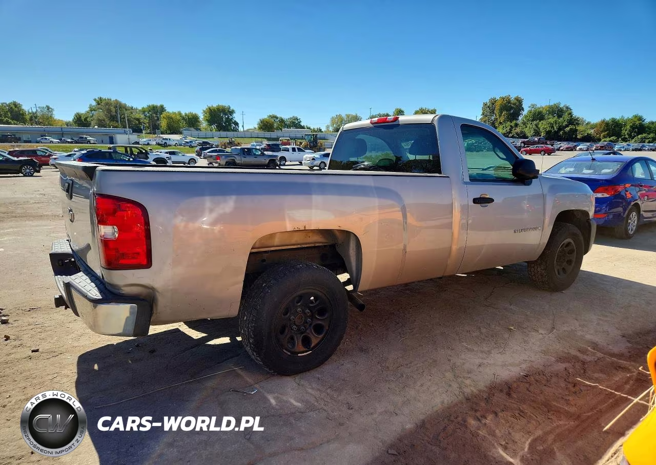 2007 Chevrolet Silverado C1500 Classic VIN:1GCEC14X37Z636234 - 3