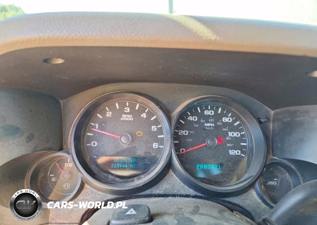 2007 Chevrolet Silverado C1500 Classic VIN:1GCEC14X37Z636234 - 9
