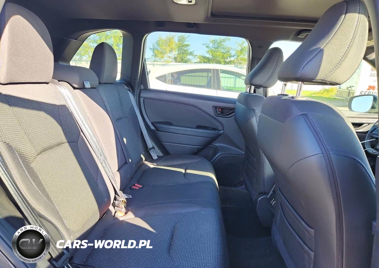 2025 Subaru Forester Premium VIN:JF2SLDDC7SH427676 - 11