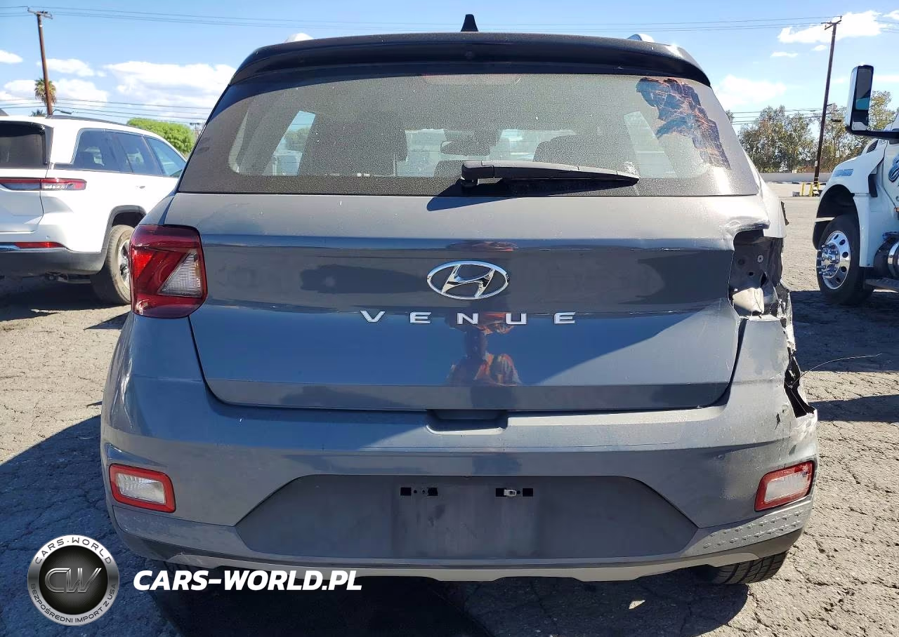 2022 Hyundai Venue Limited VIN:KMHRC8A31NU179893 - 6