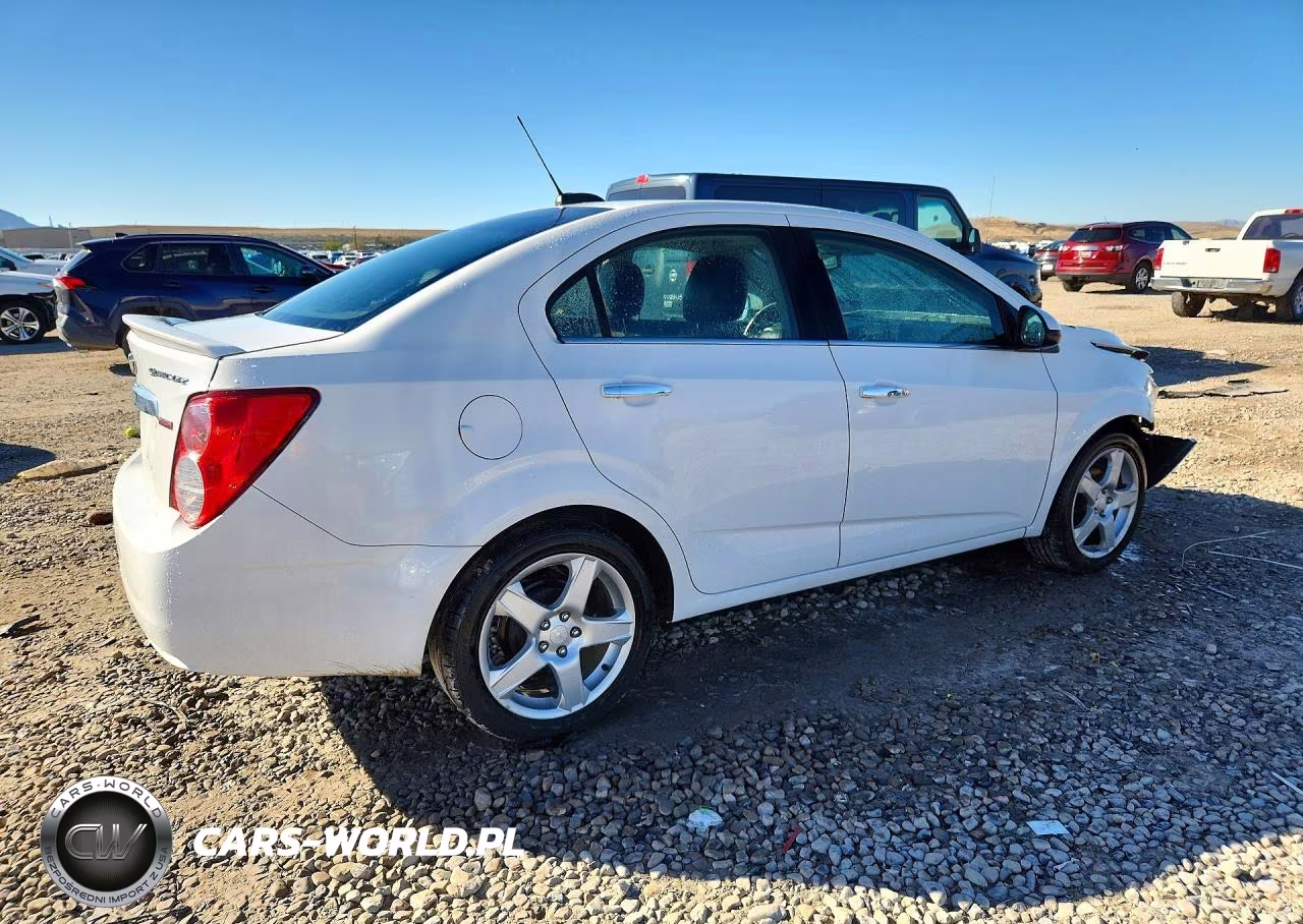 2016 Chevrolet Sonic Ltz VIN:1G1JE5SBXG4145995 - 3