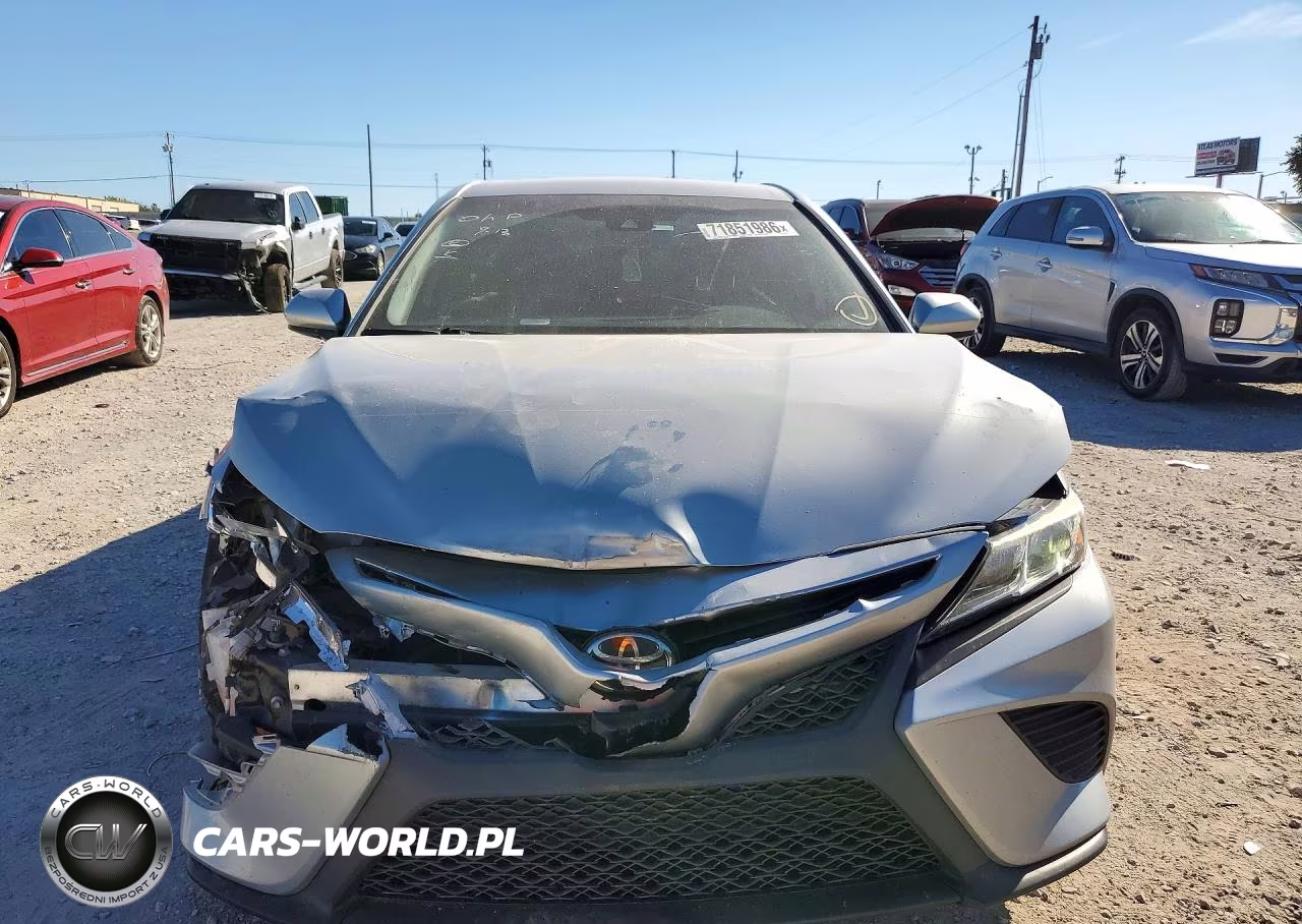 2020 Toyota Camry Se VIN:4T1G11AKXLU891571 - 5