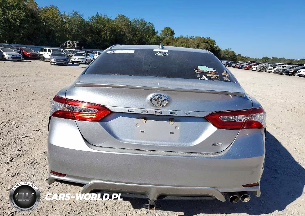 2020 Toyota Camry Se VIN:4T1G11AKXLU891571 - 6