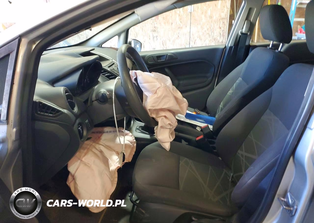 2015 Ford Fiesta S VIN:3FADP4AJXFM113624 - 7