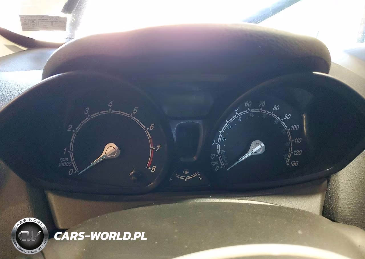 2015 Ford Fiesta S VIN:3FADP4AJXFM113624 - 9
