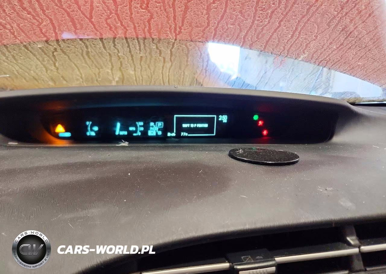2011 Toyota Prius Three VIN:JTDKN3DU5B5332658 - 12