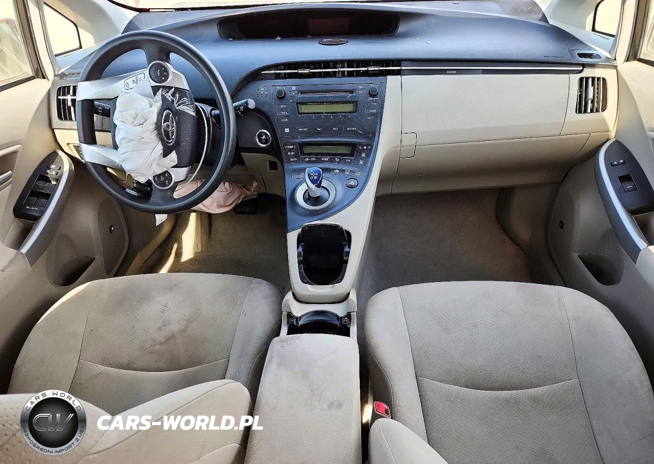 2011 Toyota Prius Three VIN:JTDKN3DU5B5332658 - 8