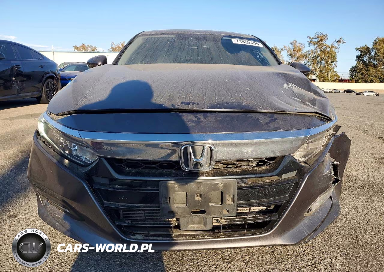 2018 Honda Accord Exl VIN:1HGCV1F58JA080524 - 5