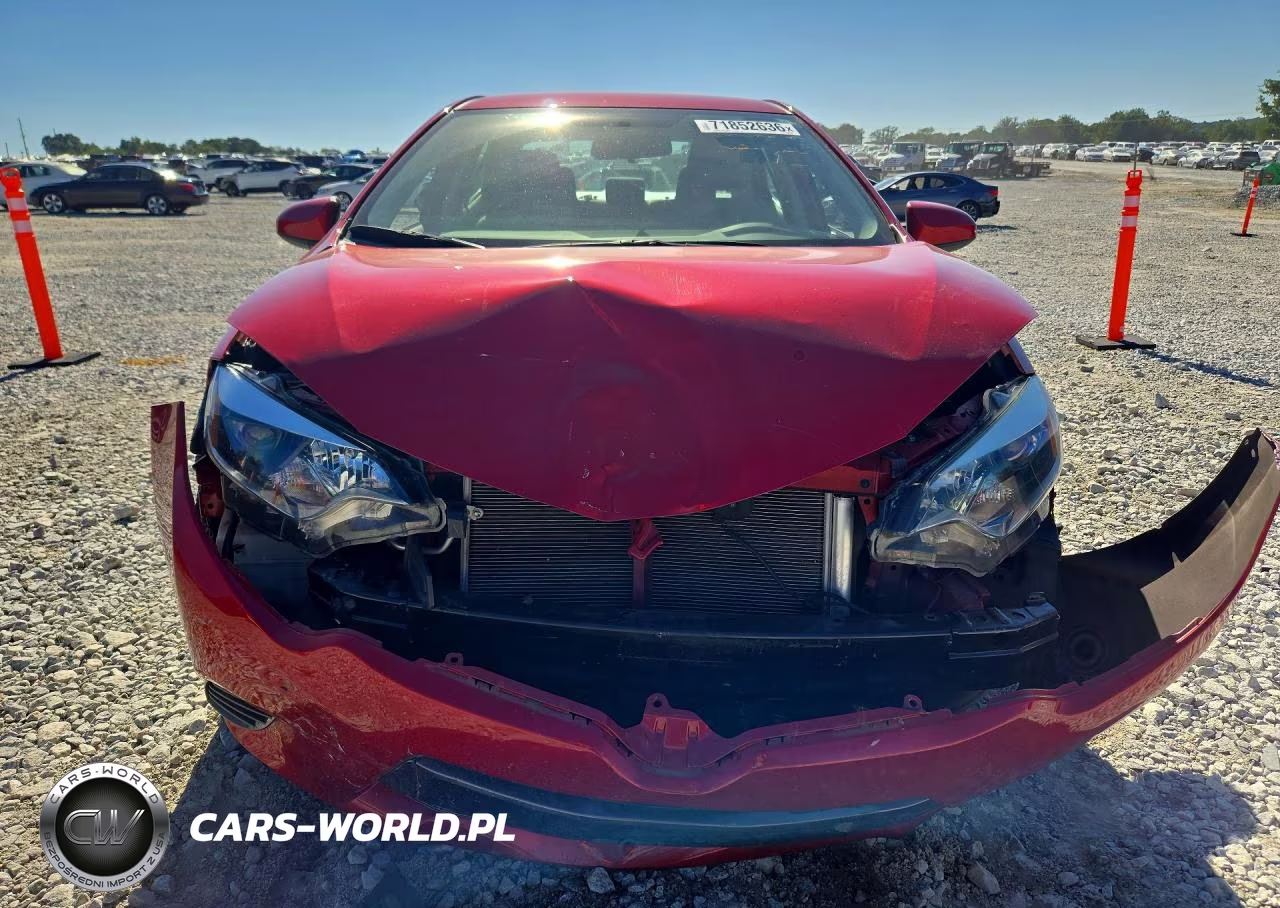 2015 Toyota Corolla Le VIN:2T1BURHE3FC316167 - 5