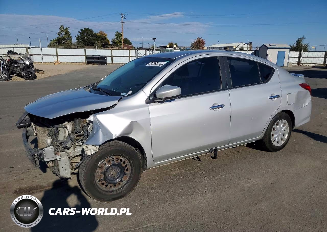 2017 Nissan Versa 1.6 Sv