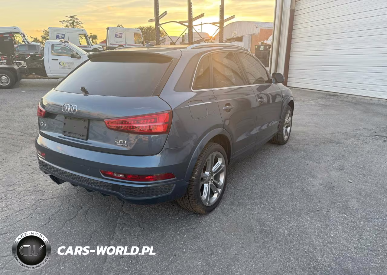 2016 Audi Q3 Prestige VIN:WA1GFCFS5GR022647 - 4