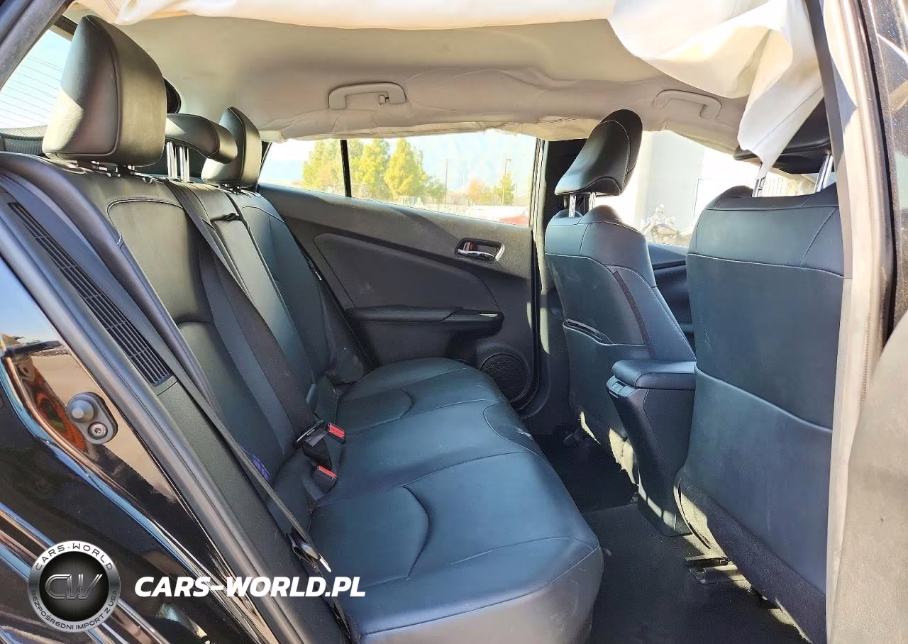 2022 Toyota Prius Prime Limited VIN:JTDKAMFP9N3200737 - 10