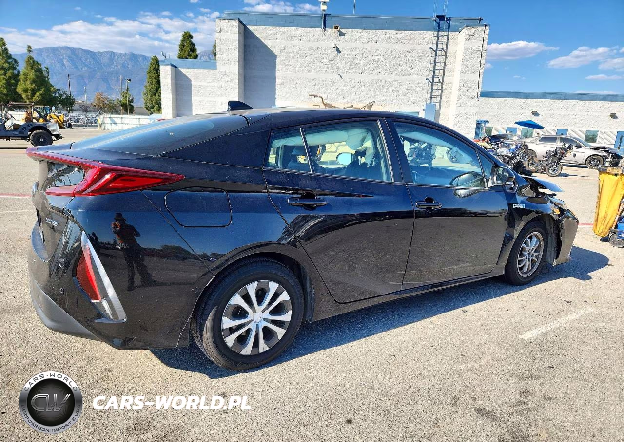 2022 Toyota Prius Prime Limited VIN:JTDKAMFP9N3200737 - 3