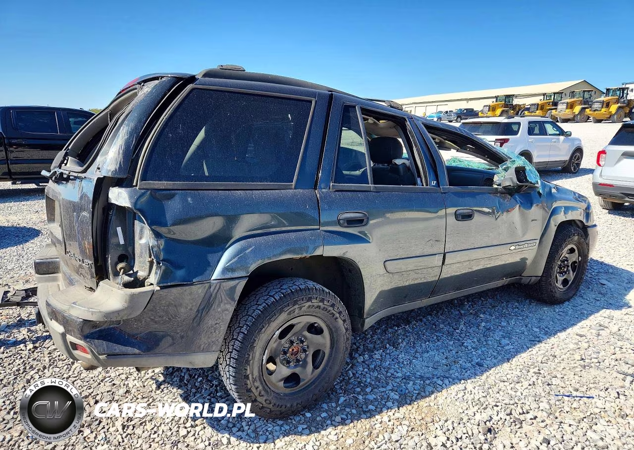 2003 Chevrolet Trailblazer VIN:1GNDT13S532401880 - 3