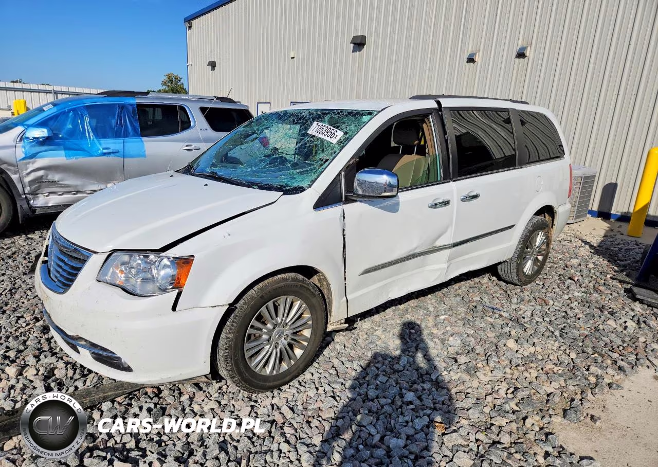 2015 Chrysler Town & Country Touring L VIN:2C4RC1CGXFR610595 - 1