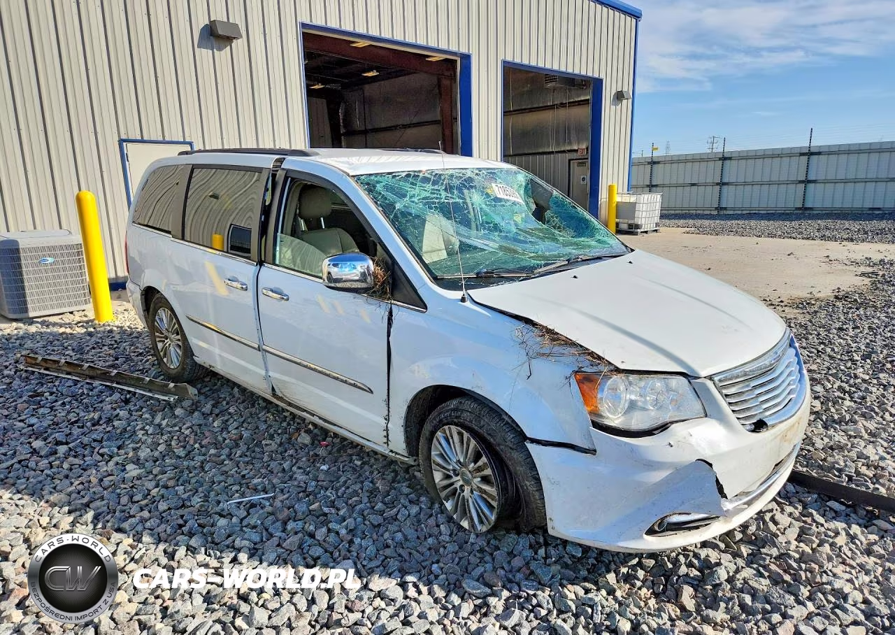 2015 Chrysler Town & Country Touring L VIN:2C4RC1CGXFR610595 - 4
