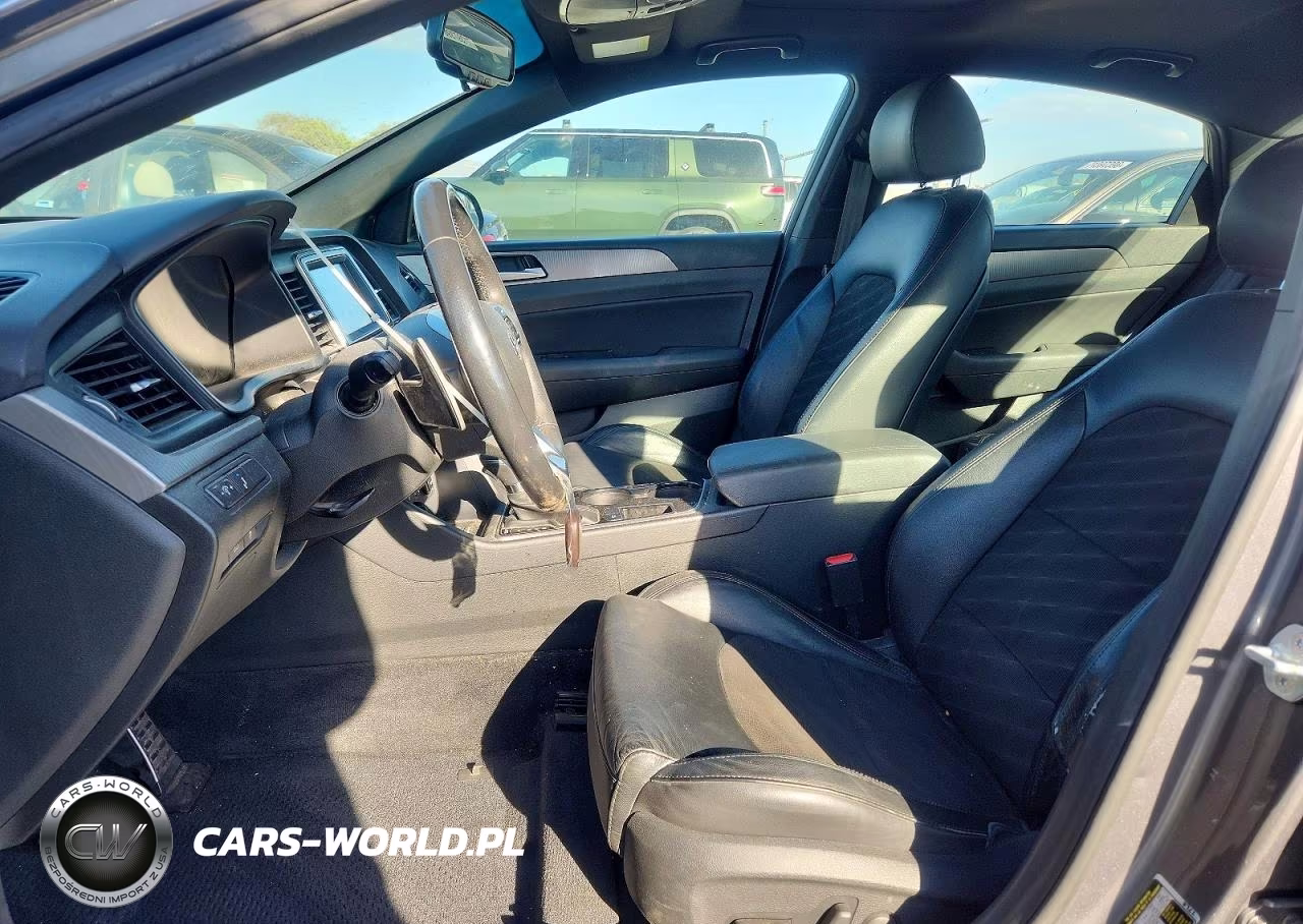 2018 Hyundai Sonata Sport+ VIN:5NPE34AFXJH704962 - 7