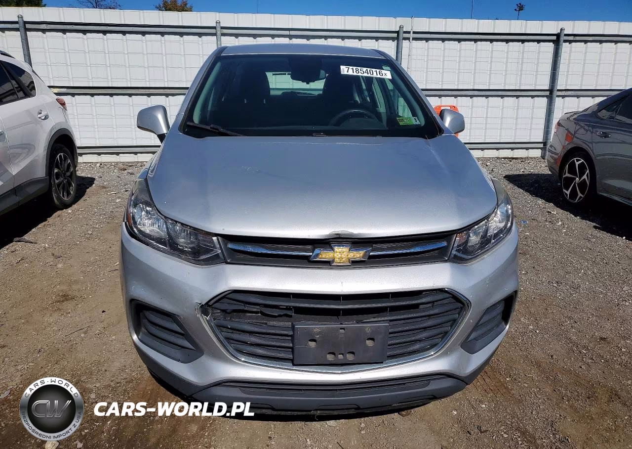 2018 Chevrolet Trax Ls VIN:3GNCJKSBXJL174044 - 5