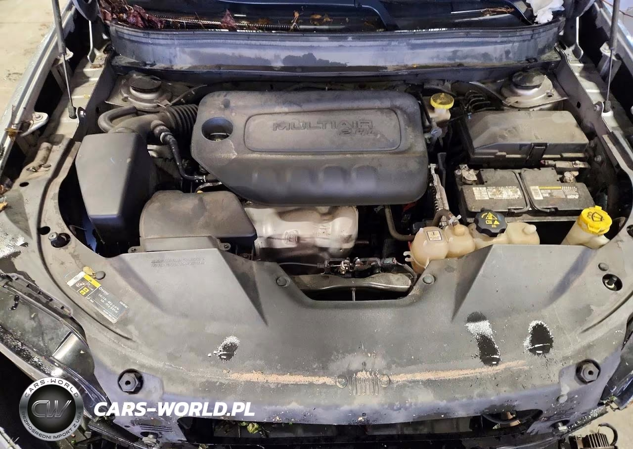2020 Jeep Cherokee Latitude Plus VIN:1C4PJLLB6LD629625 - 12