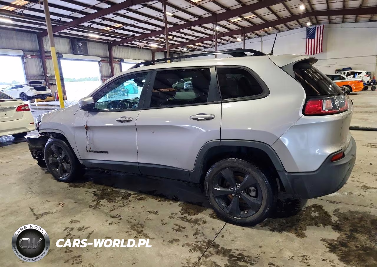 2020 Jeep Cherokee Latitude Plus VIN:1C4PJLLB6LD629625 - 2