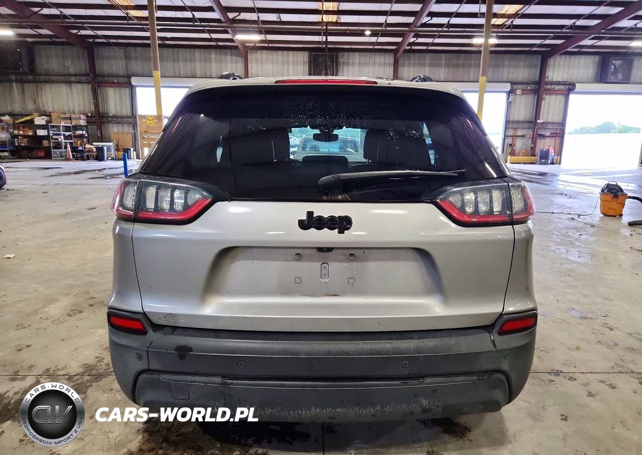 2020 Jeep Cherokee Latitude Plus VIN:1C4PJLLB6LD629625 - 6