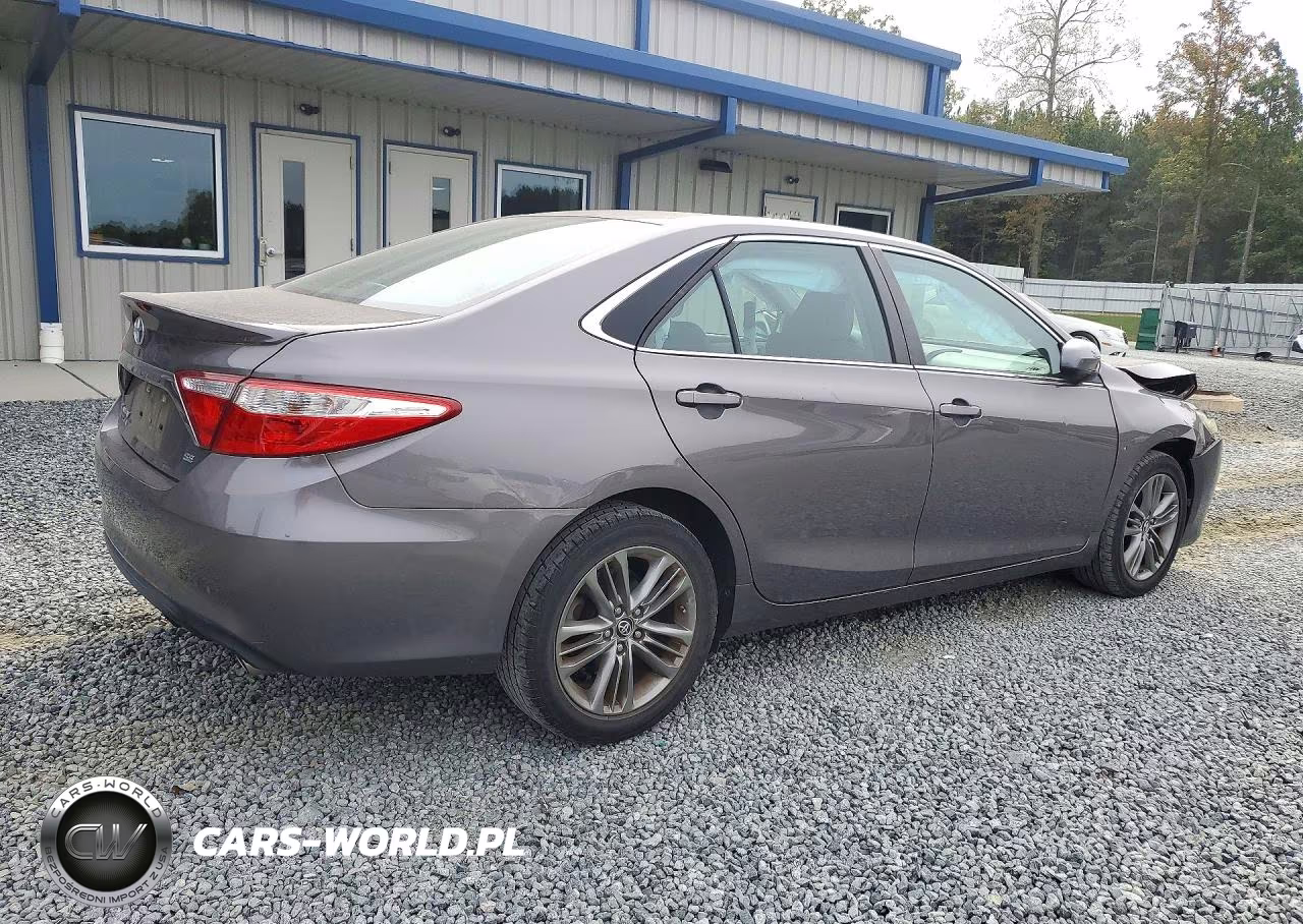 2017 Toyota Camry Se VIN:4T1BF1FKXHU452771 - 3