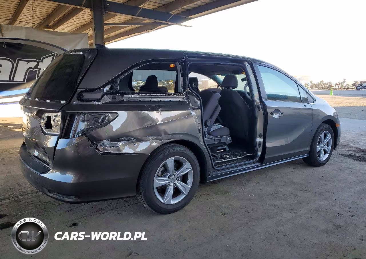 2018 Honda Odyssey Ex VIN:5FNRL6H5XJB104399 - 3