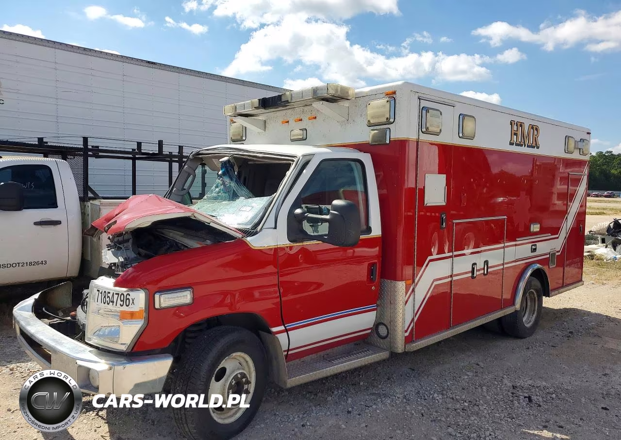 2015 Ford Cutaway E4