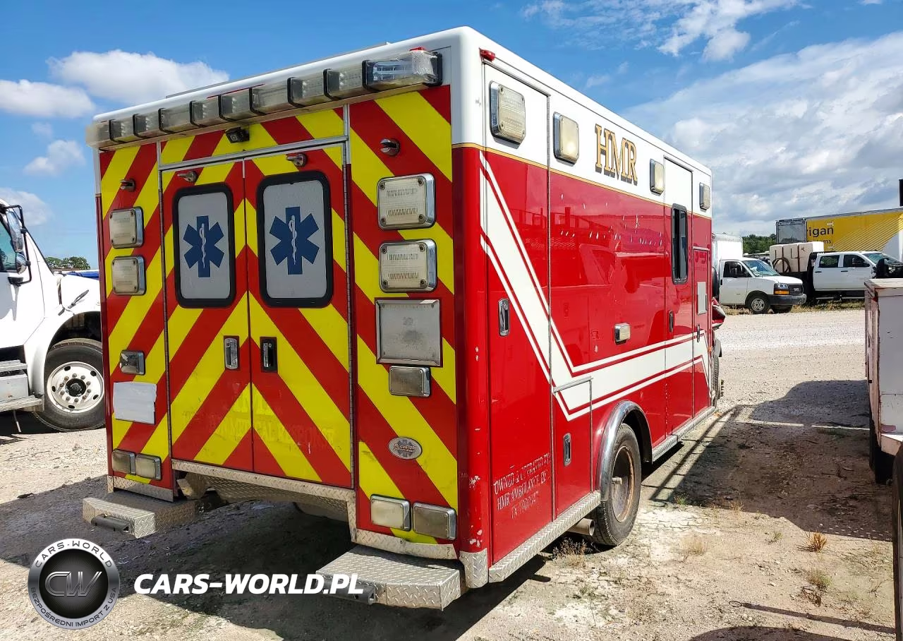 2015 Ford Cutaway E4 VIN:1FDXE4FS6FDA29113 - 3