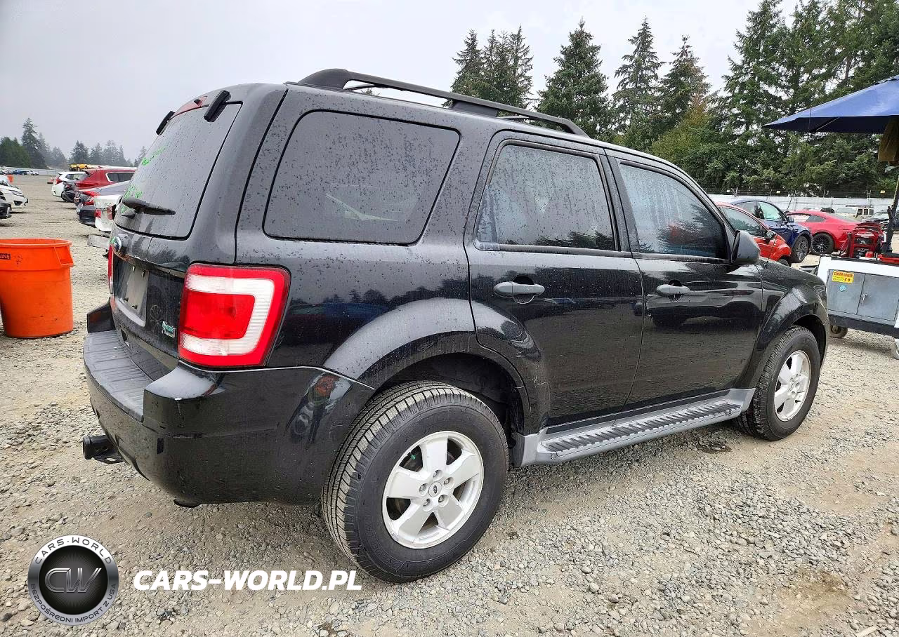 2011 Ford Escape Xlt VIN:1FMCU9DG2BKC38044 - 3