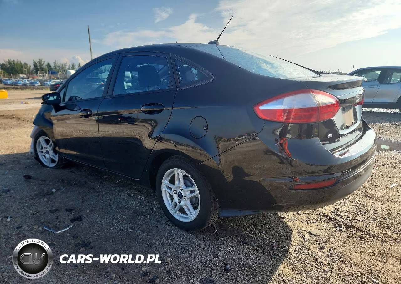 2018 Ford Fiesta Se VIN:3FADP4BJ9JM131779 - 2