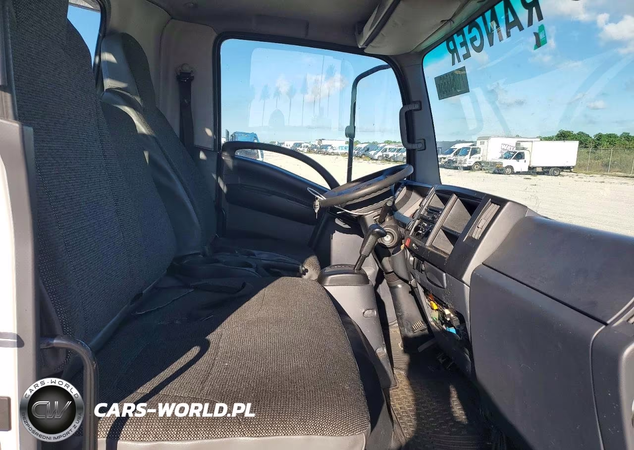 2024 Chevrolet 4500 Truck Cab And Chassis VIN:54DCDW1D0RS200377 - 10