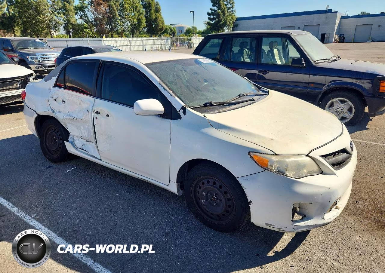 2013 Toyota Corolla Le VIN:5YFBU4EE5DP196621 - 4