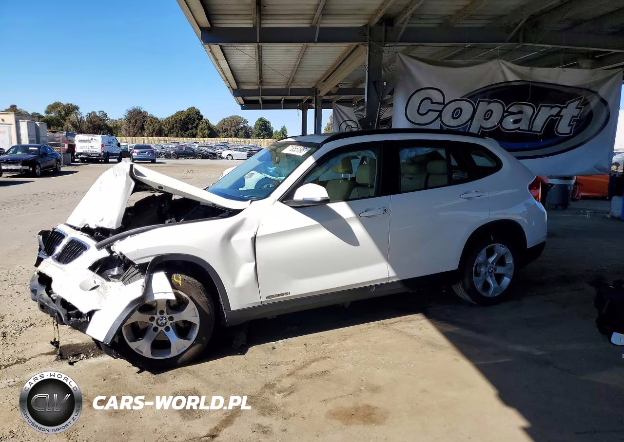 2015 BMW X1 Sdrive28I VIN:WBAVM1C53FV318839 - 1