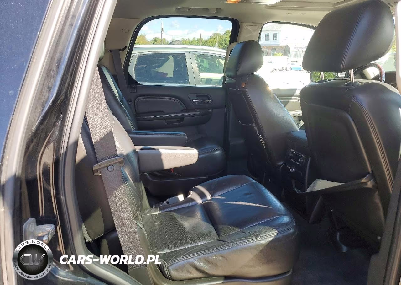 2011 Cadillac Escalade Premium VIN:1GYS4CEF6BR102293 - 11