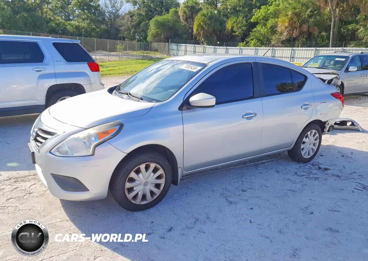 2016 Nissan Versa 1.6 Sv – zdjęcie 1 z 13