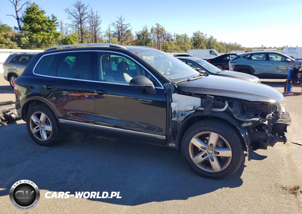 2013 Volkswagen Touareg V6 VIN:WVGEF9BP9DD006571 - 4