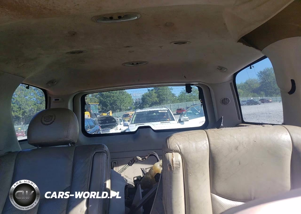 2005 Cadillac Escalade Luxury VIN:1GYEK63N85R144452 - 10